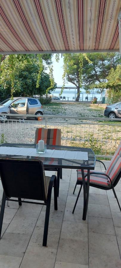 Top Location Živogošće Exteriör bild