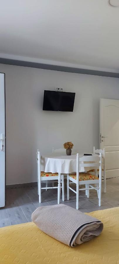 Top Location Živogošće Exteriör bild