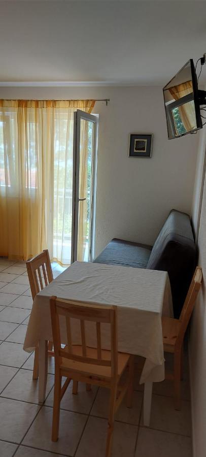 Top Location Živogošće Exteriör bild