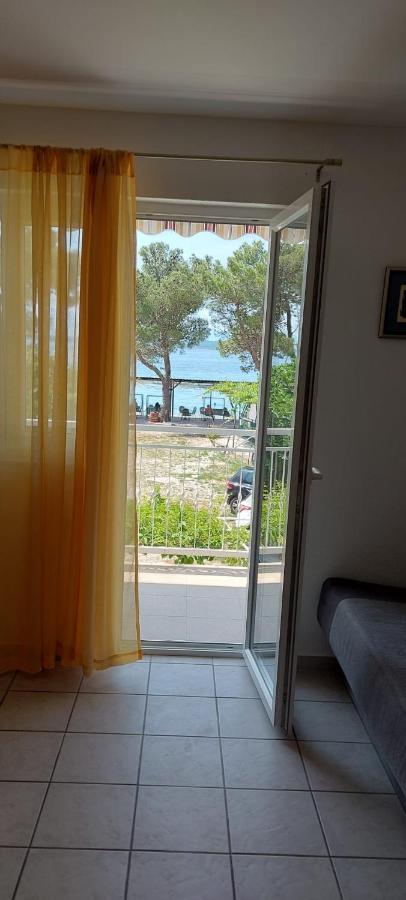 Top Location Živogošće Exteriör bild